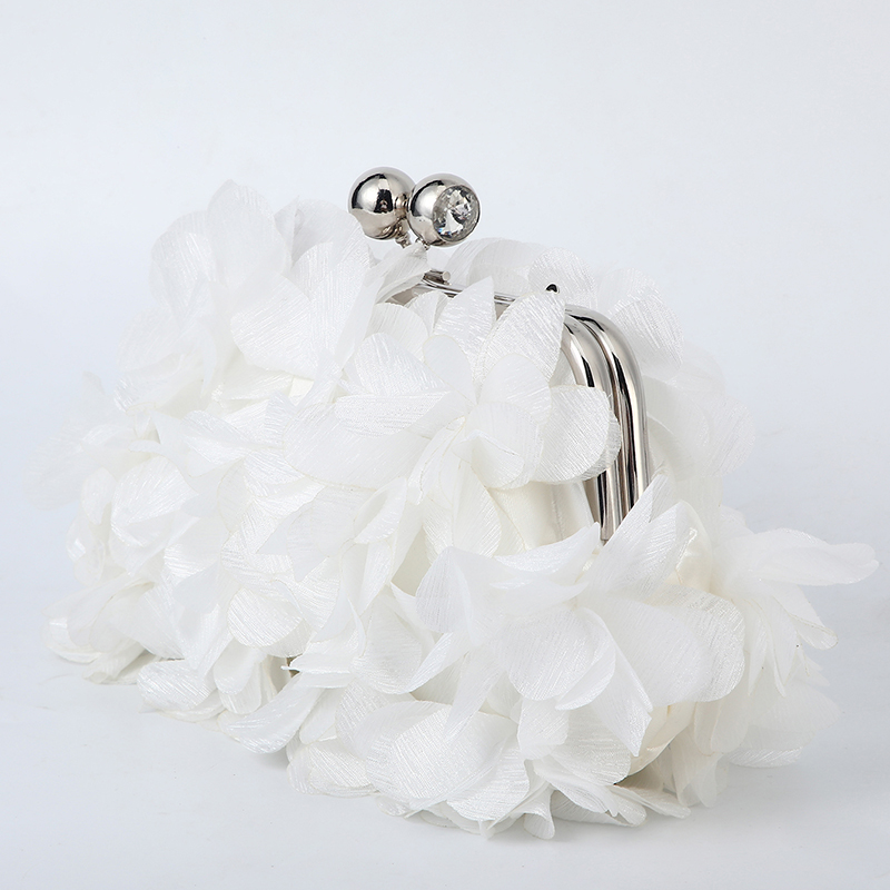 Blomma middagsväska blommig kedja axelväska brud handväska kuvertväska kvinna kronblad kvällsfest kuvertväska bröllopsklänning väska: Beige