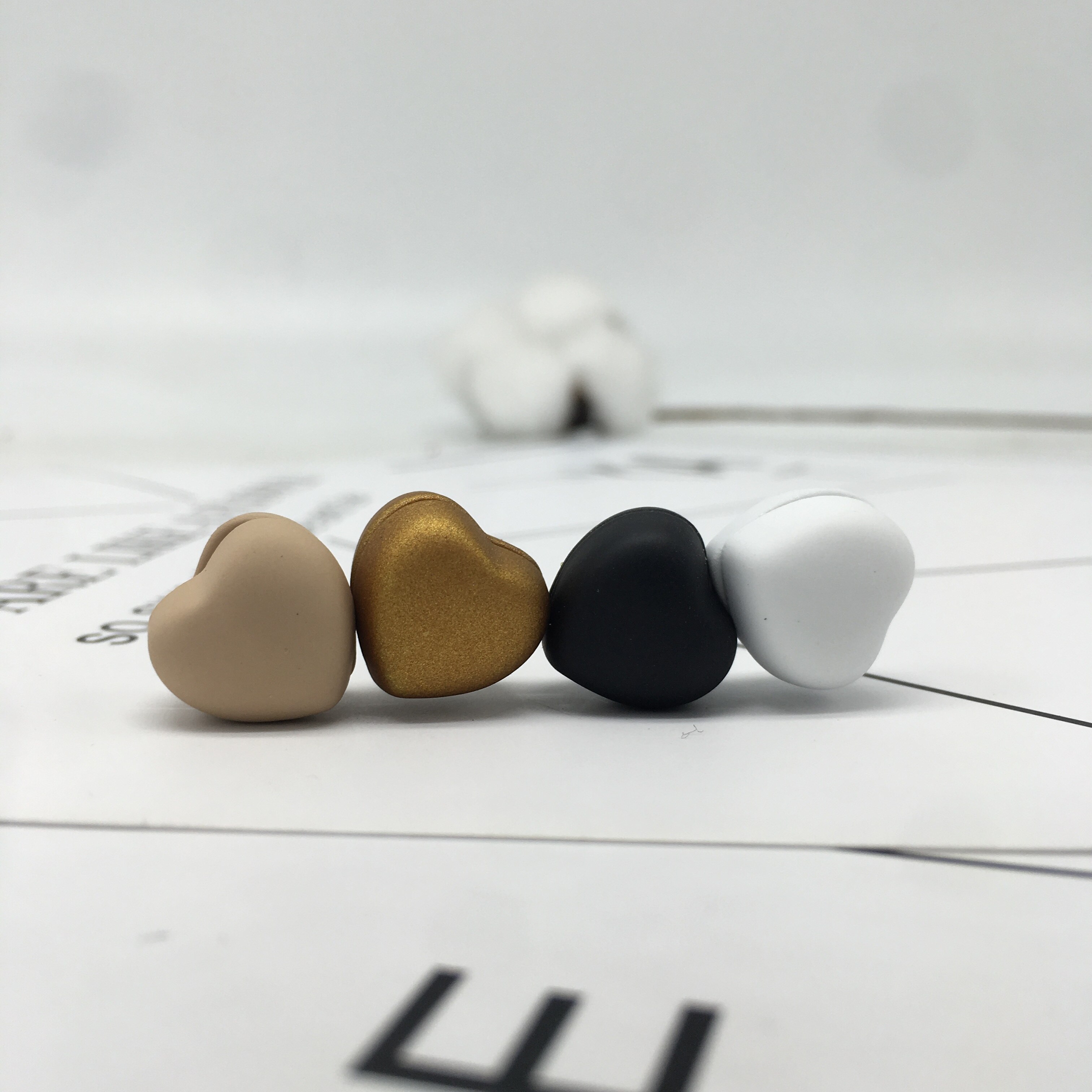 XT175 Veilig Hijab Broche Sterke Metalen Plating Magnetische Hijab Clip Luxe Accessoire Geen Gat Pins Broches Magneet Voor Moslim Sjaal: mixed matte 4color