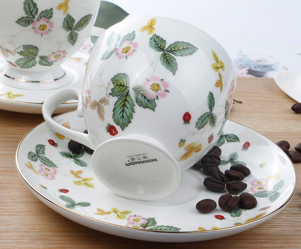 Bone China Coffee Cup Sets Colorful Butterfly Ceramic Tea Cups And Saucers British Office Teacup Porcelain Nice