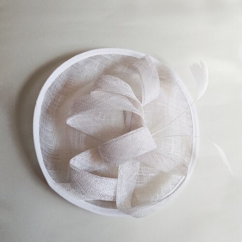 Rétro Style Lin Mariée Chapeau Haut-de-Forme Chapeau Net Européenne Britannique Coiffe Banquet Chapeau Haut-de-Forme Mariage chapeau De Mariée royale chapeau mariage mariée: white