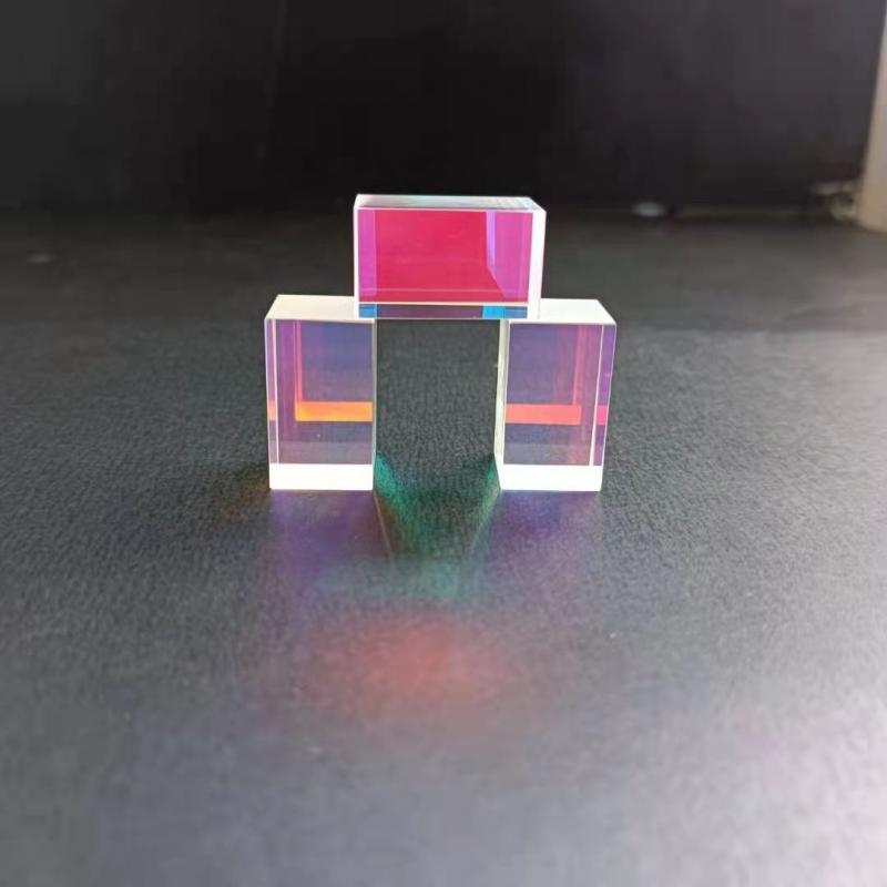 1Pcs 15*15*25.4mm Four-side Color Prism Optical Cube Light Experiments Children's Popular Science Spectrum Light Physics