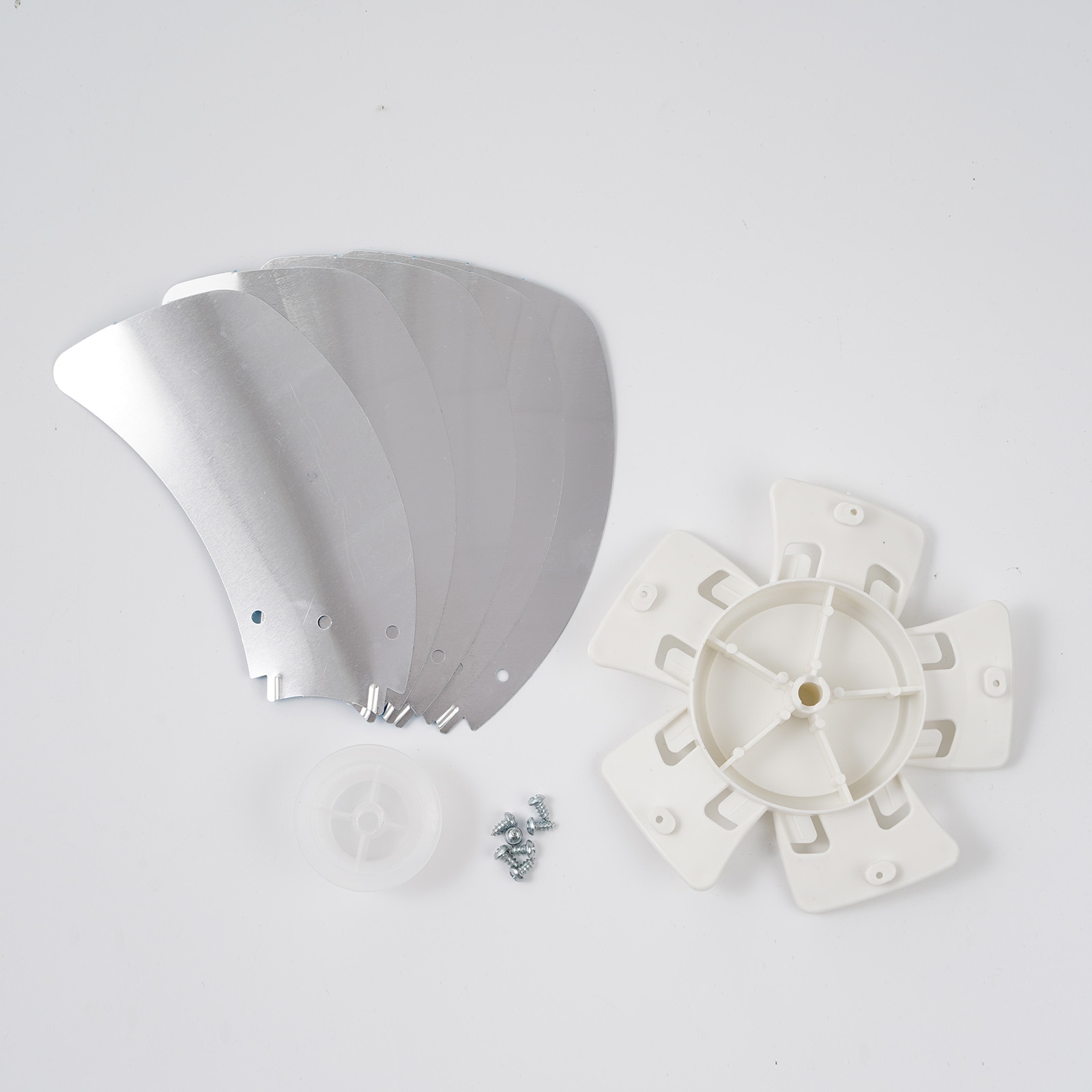 5/7 Leaves Household Fan Blade with Nut Cover Silence Fan Blades for Standing Pedestal Fan Table Fanner General Accessories Fans