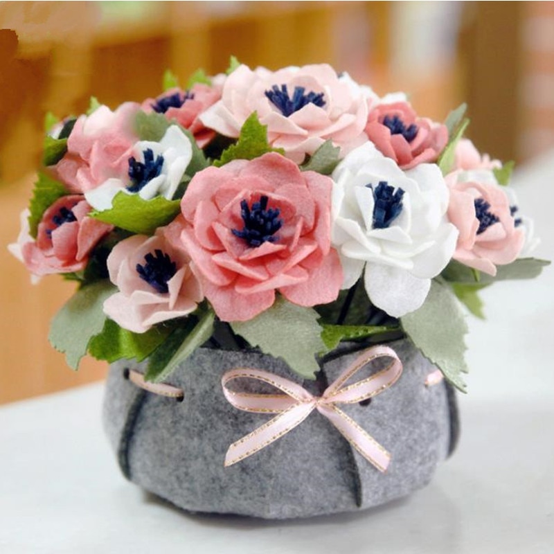 Vilten mooie bloemen decoratie gratis knip diy materiaalpakket handgemaakte bloemen van vilt voor decoratie en huis
