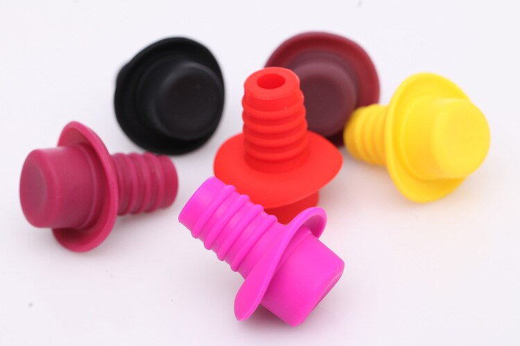 Siliconen Vacuüm Rode Wijn Fles Stopper Stop Sealer Wijn Kurk Plug Jackson Black Top Hat Cowboy Cap Bar Bar Gereedschap lekvrije: One Random Color cap