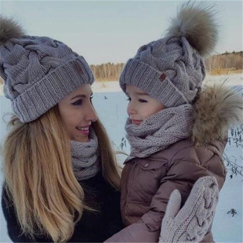2 stk familiehuer spædbarn vinter strik hæklede huer imiteret pels hue mor datter søn varme kasketter kvinder strik huer  h0073
