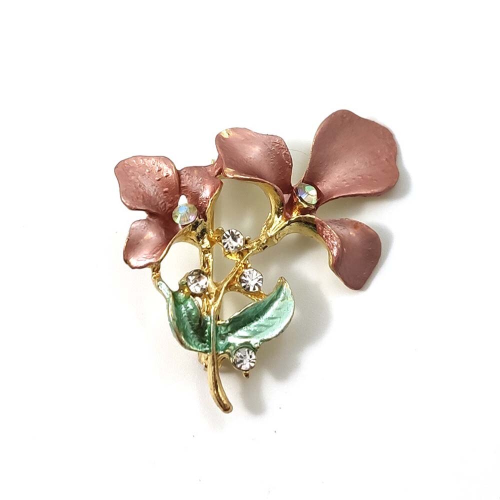 1Pcs Zonnebloem Emaille Broche Delicate Geel Paars Elegante Vrouwen Meisjes Strass Revers Pin Kleding Accessoires Sieraden: 21
