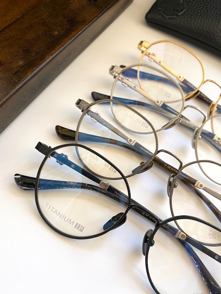 Gafas graduadas Vintage, marco artesanal exquisito, Material de placa de titanio puro, estilo Punk, novedad de