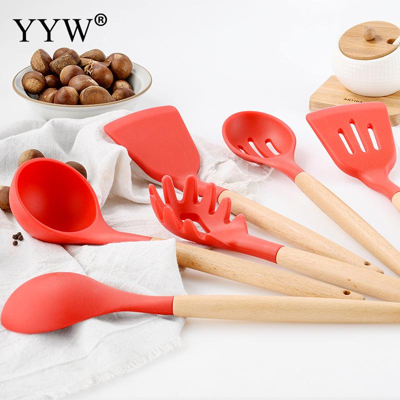 Silicone Kitchen Cooking Utensil Sets 12pcs Wooden Handle Red Kitchen Utensils Tools Non-Stick Spatula Shovel Cooking Tools Set