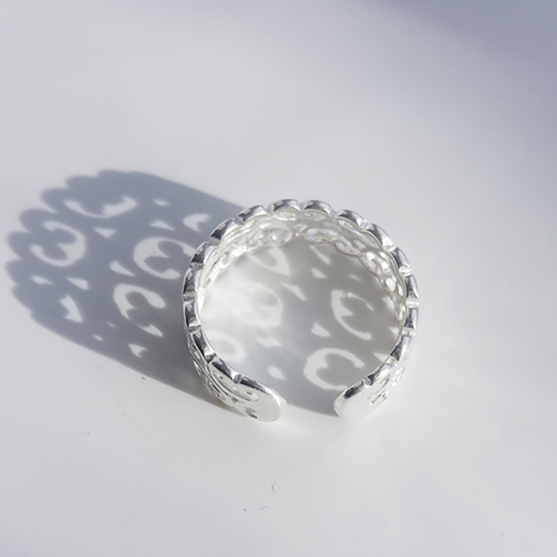 925 verstellbare ringe aus sterlingsilber mit blumenförmiger hohlform für damen – schlichtes, minimalistisches und zartes schmuckaccessoire