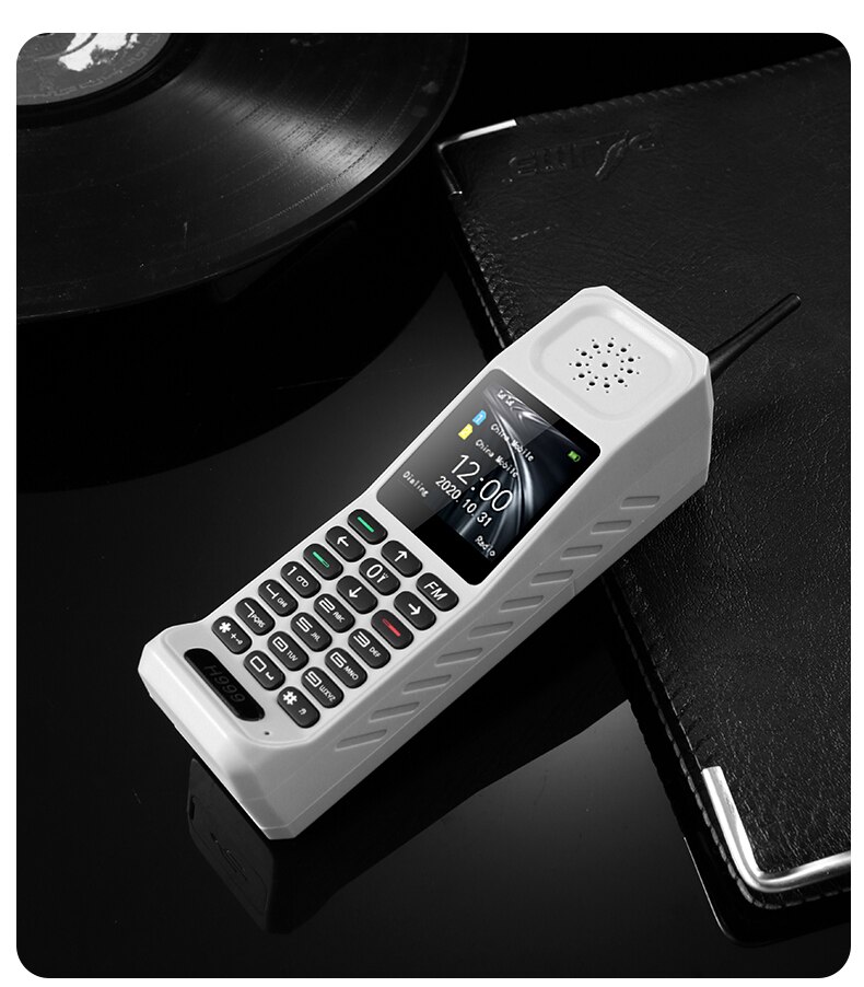 Klassieke kleine mobiele telefoon,  h999 luidsprekers, powerbank, sterke zaklamp, vibratie, video, fm-wekker, mini-mobiele telefoon, dual sim: Voeg 16g tf-kaarten toe / Wit