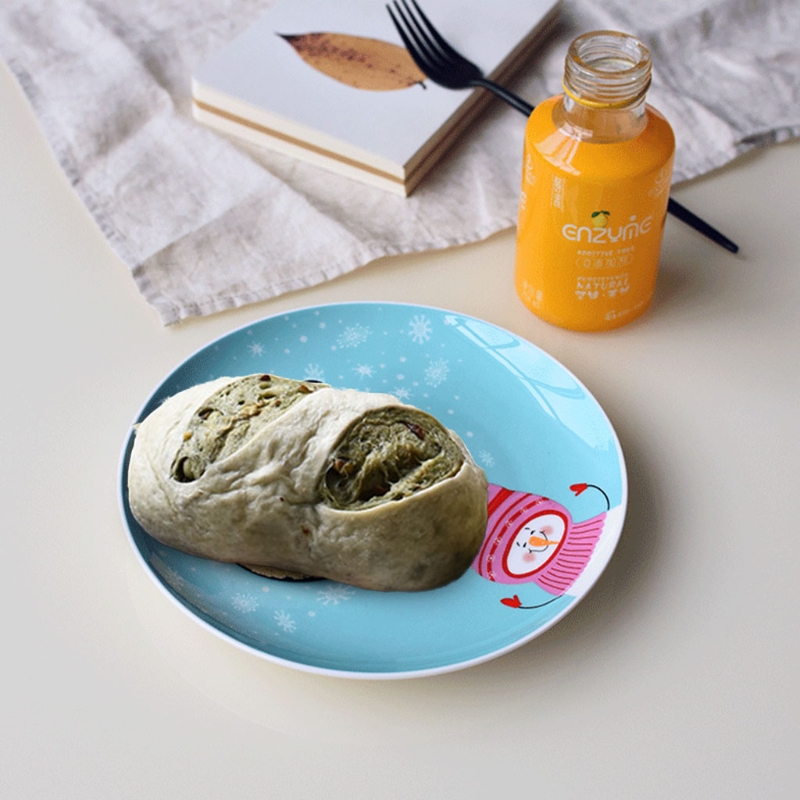 Christmas Style Porcelain Material Dinner Plate Snack Dessert Dinnerwares Appetizers Dish Perfect for Housewarming