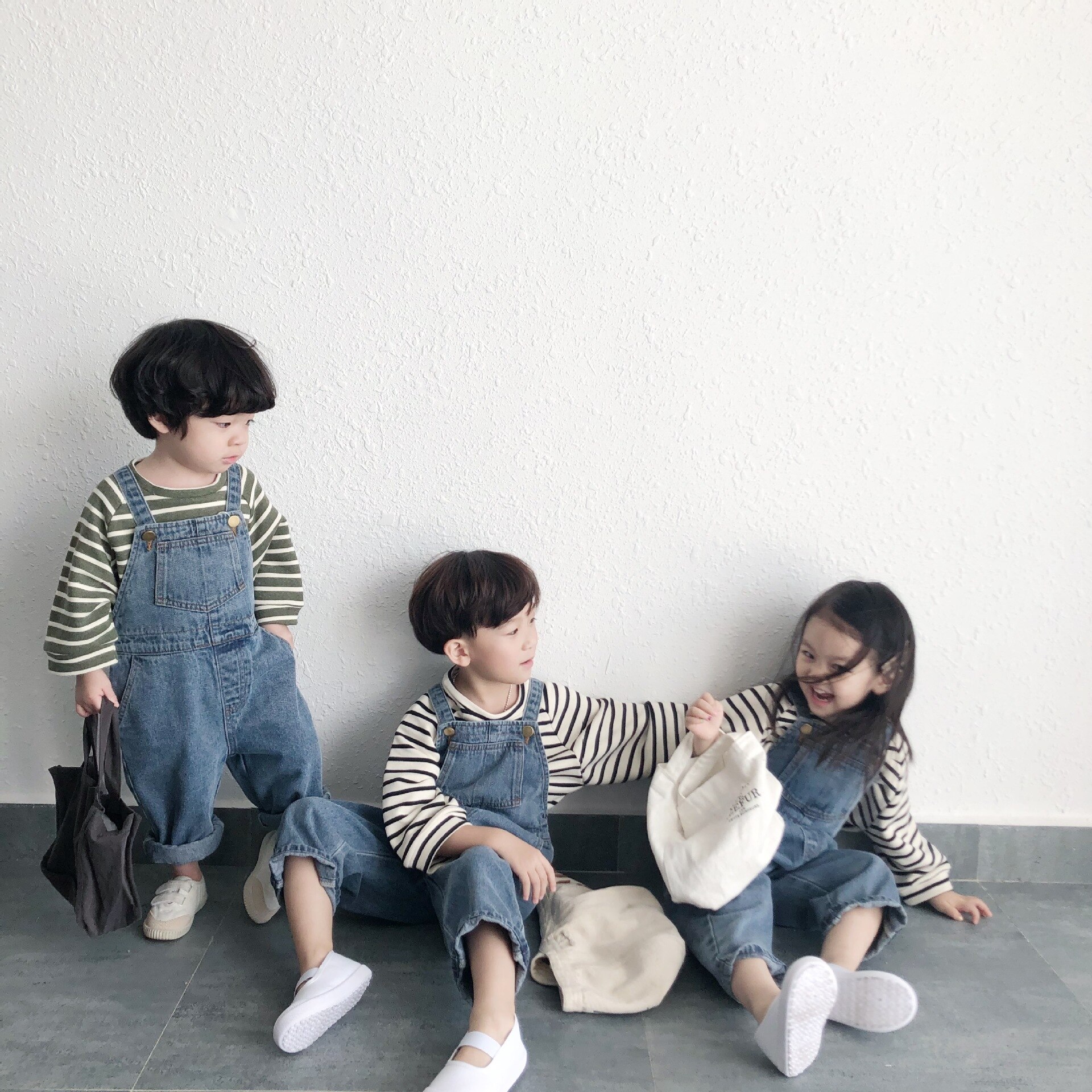 Di jeans per bambini Tute E Salopette 2020 primavera Nuovi bambino Ragazzi e Ragazze Della Bretella Dei jeans Capretti del cowboy Tute E Salopette Ragazze Cinghia Dei Pantaloni Dei jeans 2-7Y