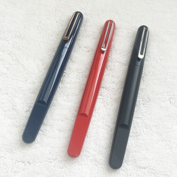 Escritura serie M con tapa de atracción magnética MB pluma estilográfica Rollerball soporte de resina colorida bonitos de suave