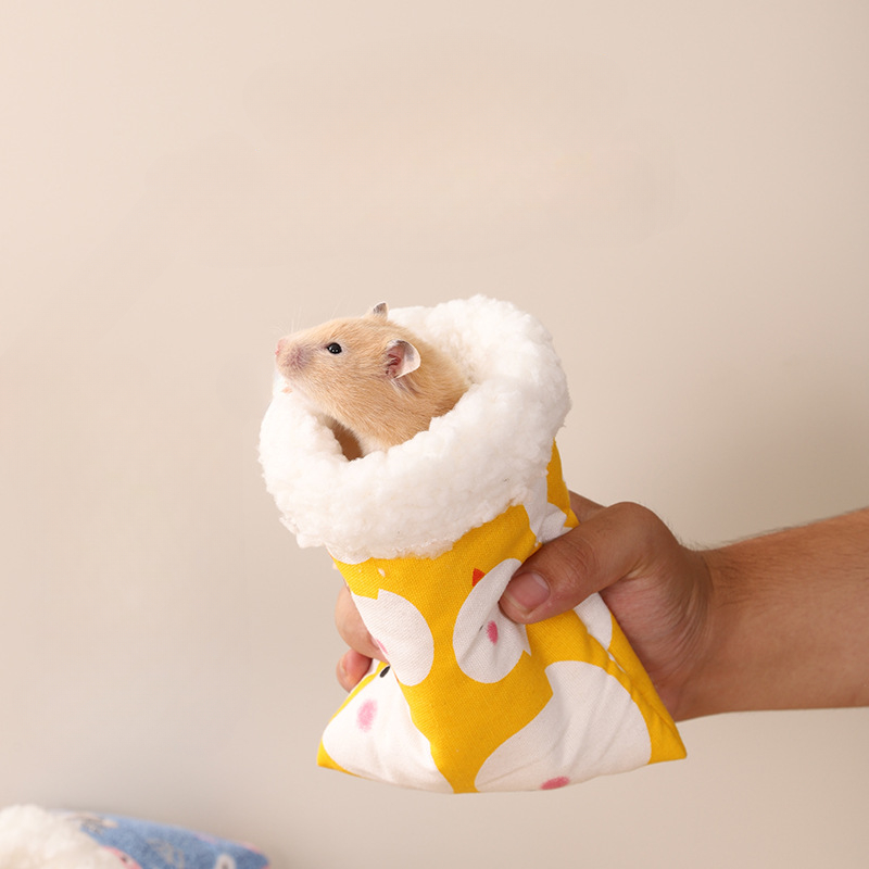 Casa carina Caviale d'India Furetti Amaca per piccoli animali Accessori per gabbie per furetti Letti Inverno caldo Tappetino per cincillà Casa per criceti