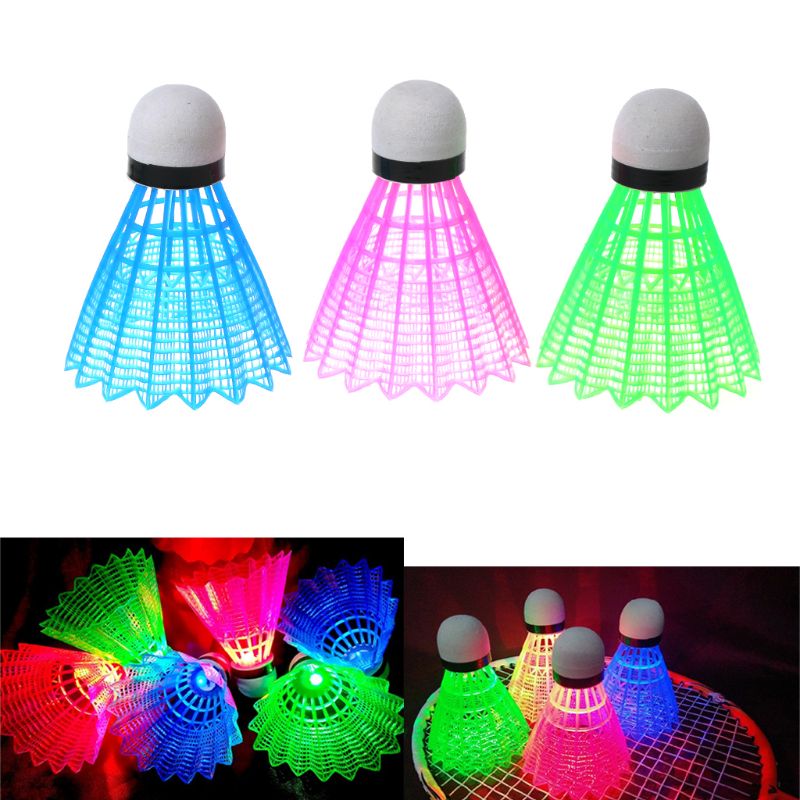 3 Pcs Led Lichtgevende Badminton Dark Night Gekleurde Plastic Schuim Gloeiende Shuttles