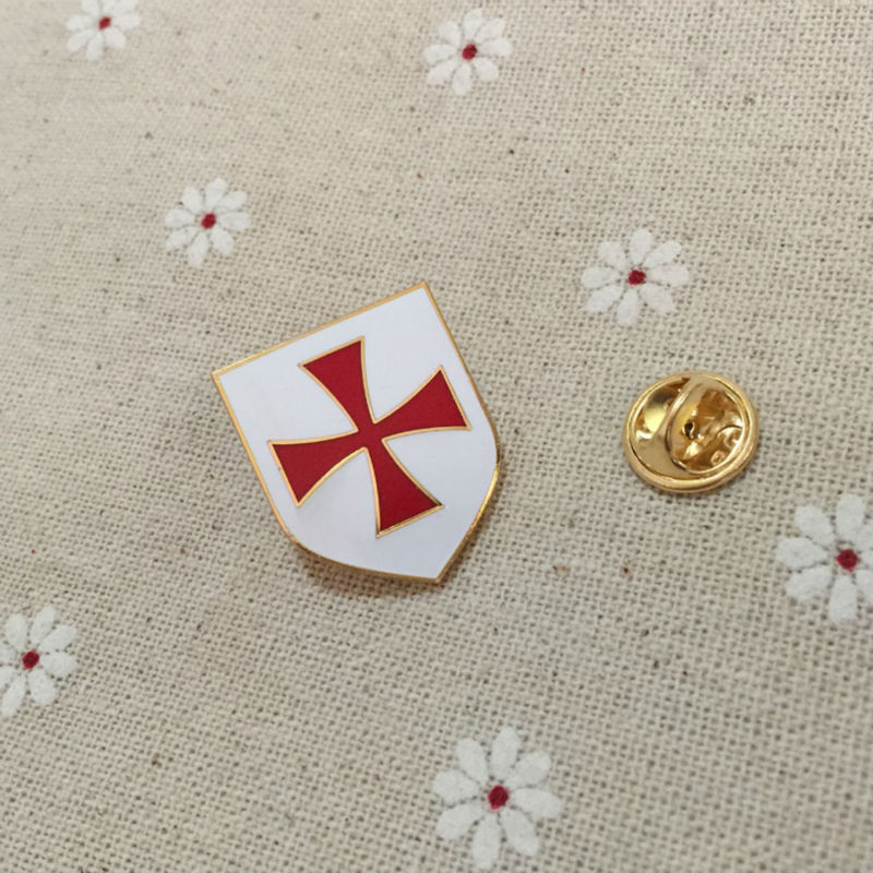 Vrijmetselaar Masonic Mason Revers Pin Christian Leger Crusader Tempeliers Rood Kruis Witte Shield Pins en Badges Vrijmetselarij