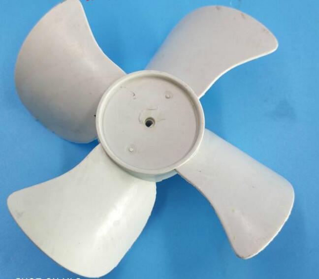 Aspa de ventilador de refrigeración de 4 aspas para horno microondas 2,5mm forma D diámetro del agujero Central 110mm