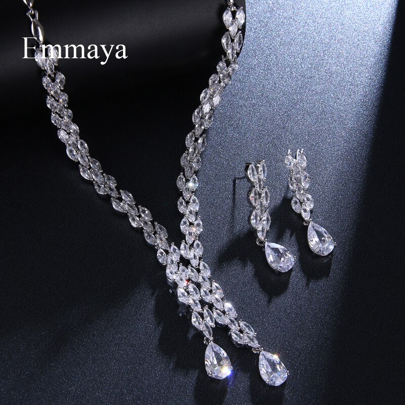 Emmaya Asimmetrico Disegno di Figura di Waterdrop Collana in Argento Placcato/Orecchino di Modo Regalo di Zircone Cubico per Le Donne squisito Ornamento