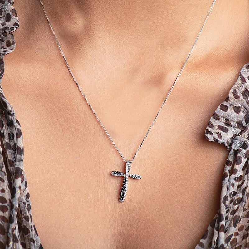Regalo di compleanno per feste da uomo da donna di lusso classico semplice personalità croce collana gemma lustro croce pendente