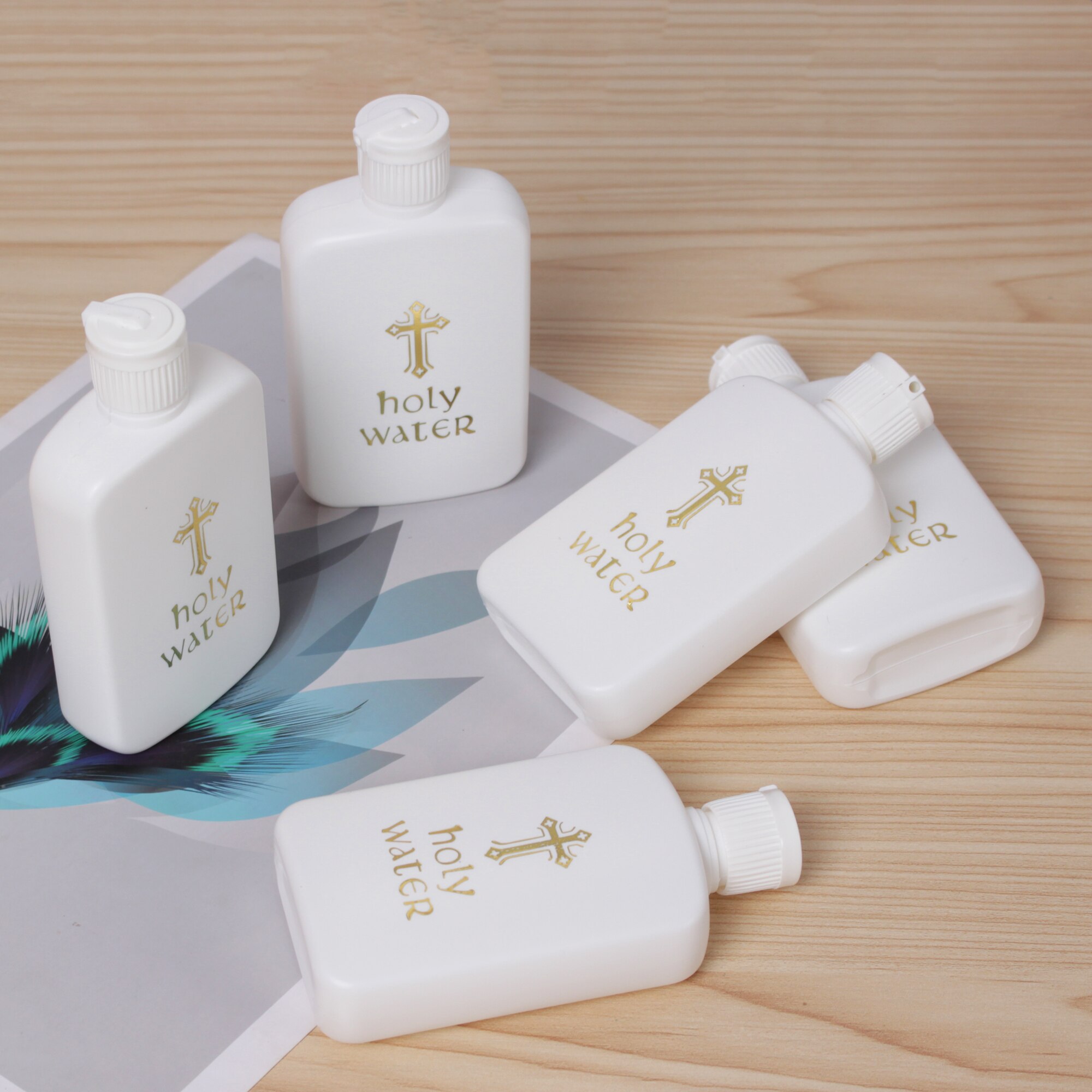 1Pc 60/100Ml Pasen Plastic Water Fles Religieuze Artikelen Pasen Heilige Water Fles Met Goud Blokkeren Heilige water Fles