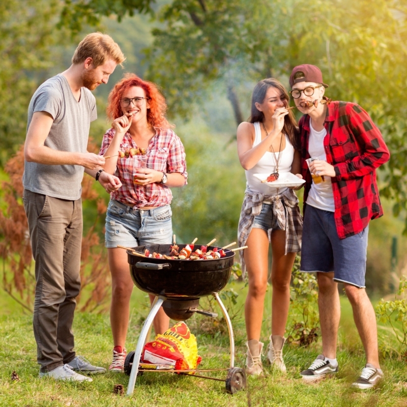 Elektrisk grillskrubber med udskifteligt hoved batteridrevet grillværktøj