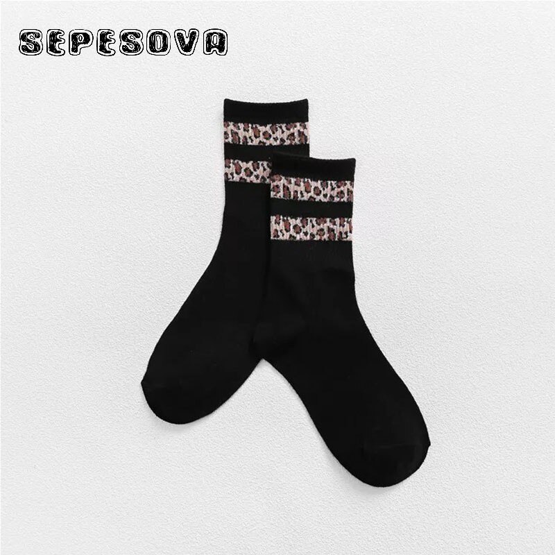 Womens Leopard Sokken Spikkel Streep Zwarte Winter Warme Korte Sok Trend Stijlvolle Blend Casual Elastische Slijtage Vrouw Comfortabele Sox: Two bars Black