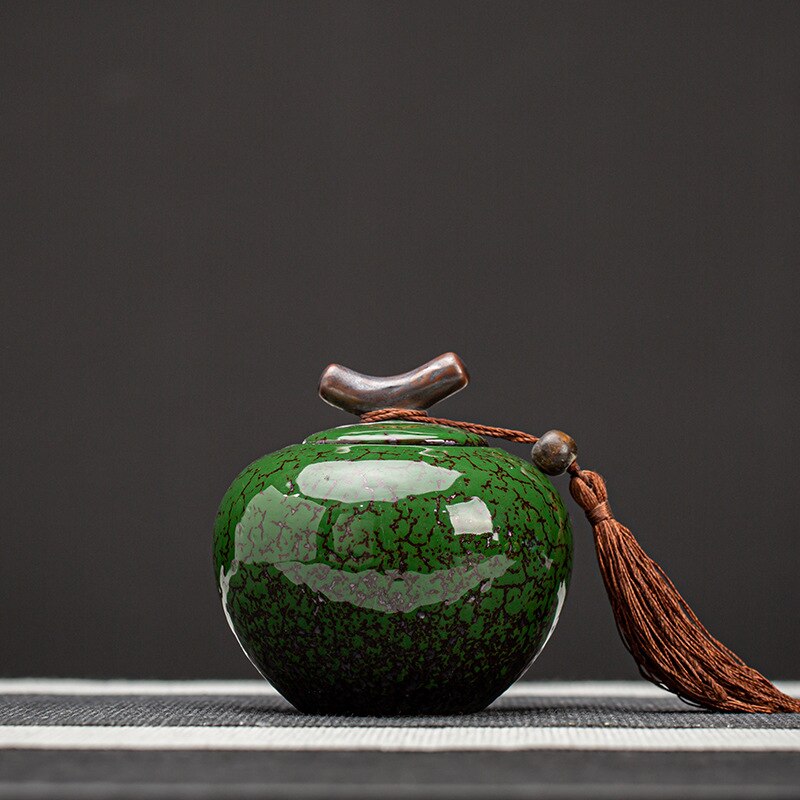 Cute mini ceramic tea pot kiln becomes small mini storage jar retro earthenware factory direct: green
