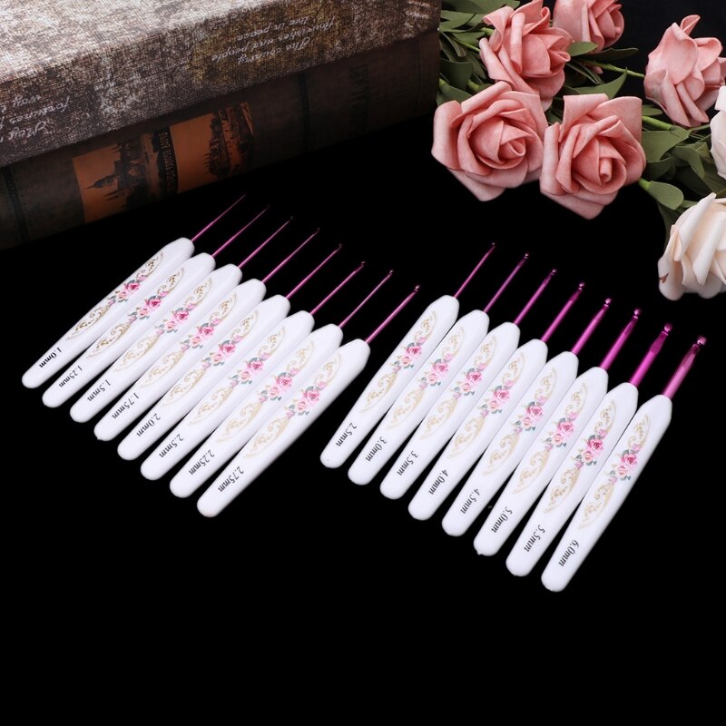 8pcs Plastic Handle Floral Aluminium Crochet Hooks Knitting Needle Set Weaving 4X7B