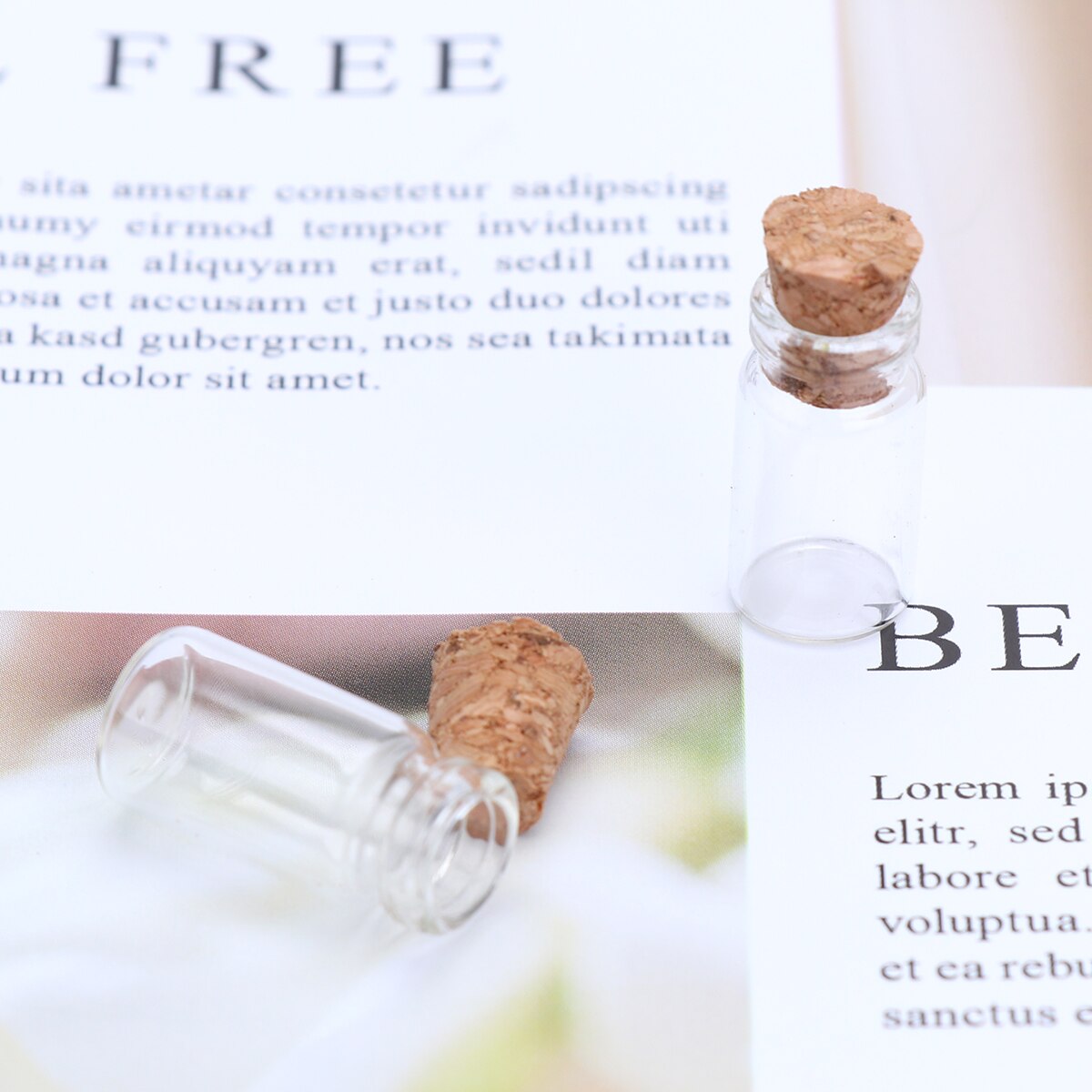 Mini Message Jar 25 Pcs Clear Small Mini Glass Jars with Cork Stopp... – Grandado