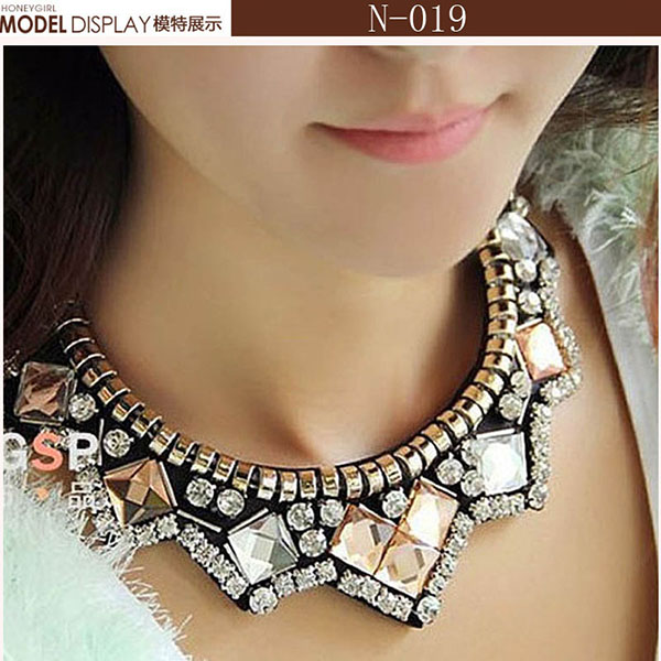 Women Black Choker Necklace Handmade Retro Burlesque Jewelry Woman GiftFashion Jewelry Handmade Collar Necklace Choker Necklace: N019