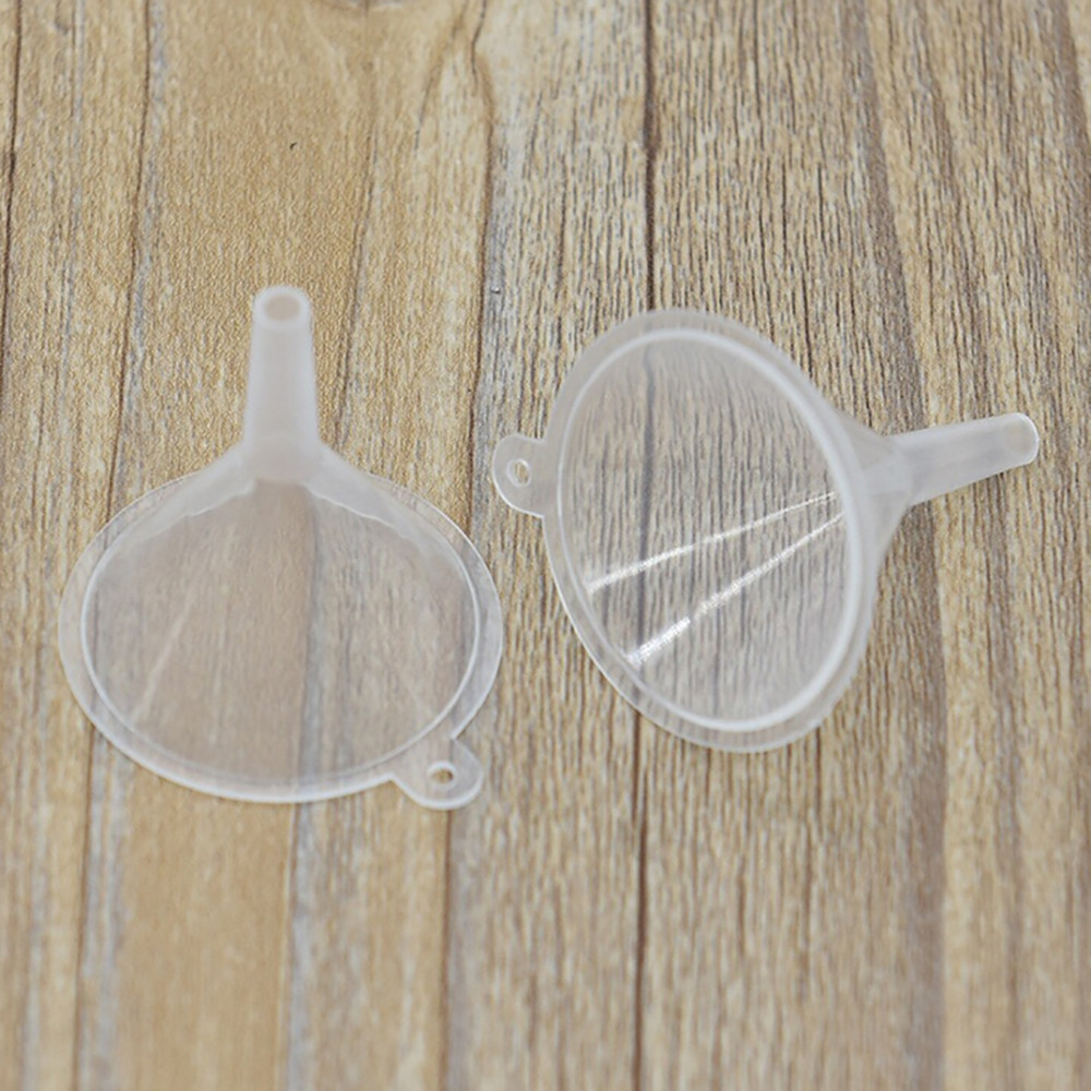 10pcs 10 stuks Kleine Plastic Voor Parfum Diffuser Fles Mini Vloeibare Olie Trechters Labs m4