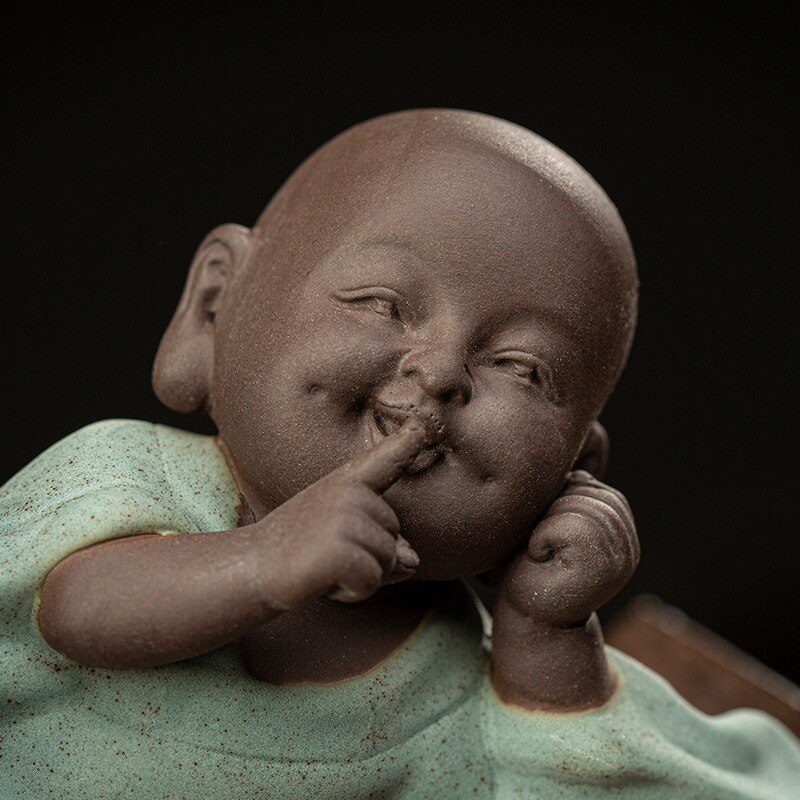 trois pas petit moine en céramique caractère thé ornements mignon violet sable petit Shami Zen thé cérémonie thé pour animaux de compagnie Mini service à thé