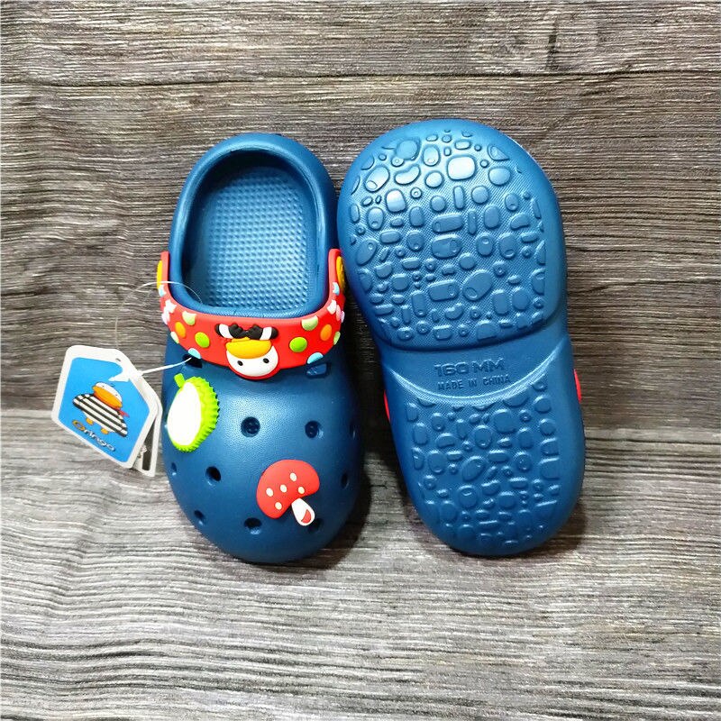Zuecos bonitos de dibujos animados para Niños, sandalias con agujeros, zapatillas antideslizantes de fondo suave para bebés, zapatos de verano para niñas