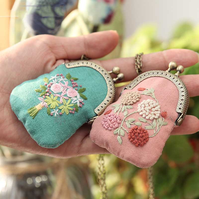 DIY Flower Necklace Mini Embroidery Bag Kit Embroidery Key chain Cross Stitch Sets Needlework Swing Craft Friend Unfinished