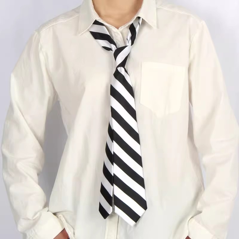 Corbatas a rayas blancas y negras para hombre y mujer, ropa de vestir Formal, corbatas de seda de imitación, corbatas de cuello estrecho, camisas casuales, artesanía diaria, 5CM