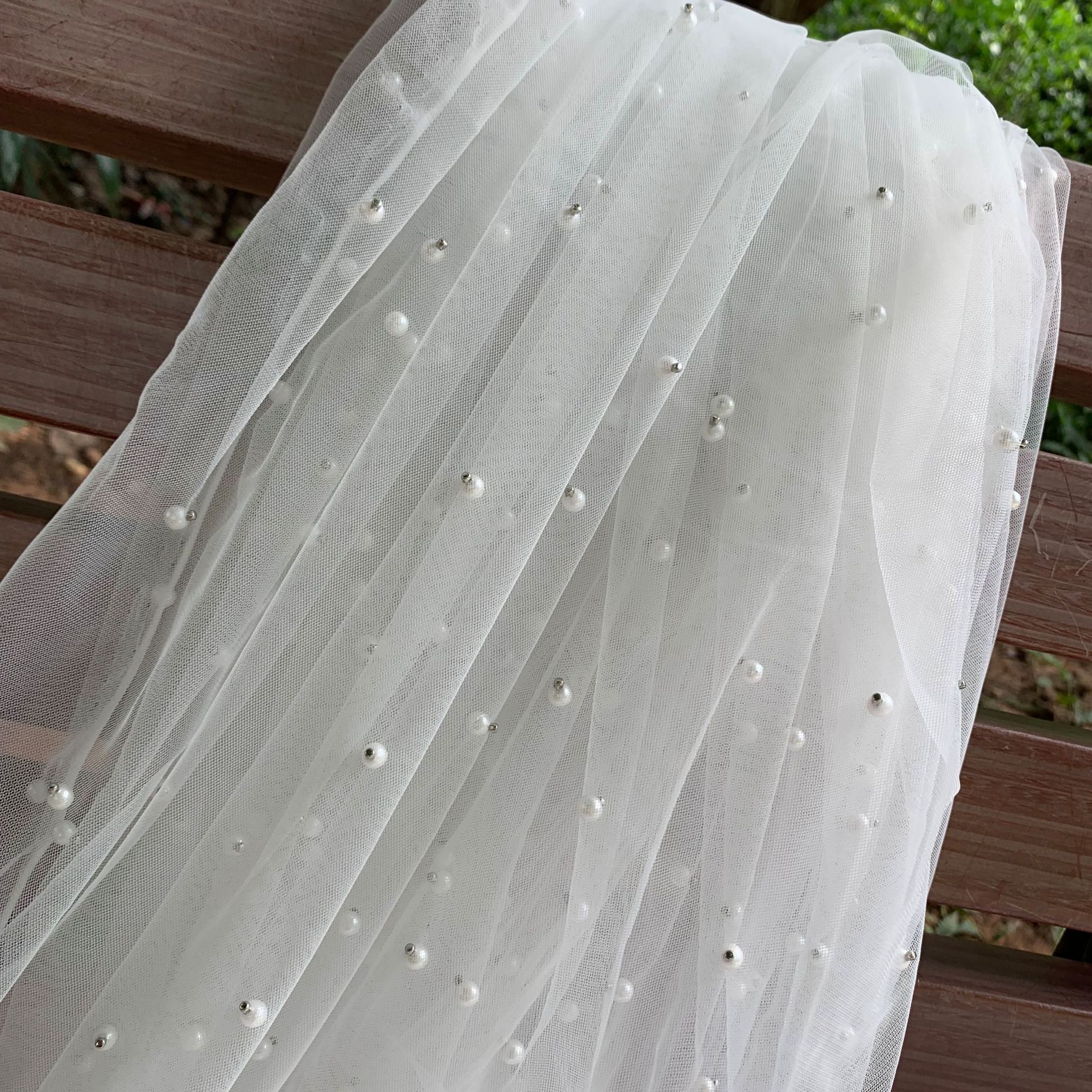 3 yards tyllet mesh blonderstof med perler allover 160cm bredde blandingsfarver til rådighed beading blonder stof dqg 1042: Hvid