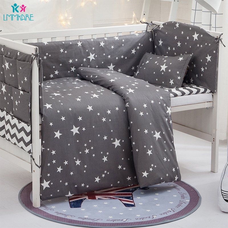 Bomuld blød baby seng krybbe kofanger inkluderer pude / kofangere / lagen / dynebetræk nyfødte seng kofangere baby sengetøj sæt grå stjerner