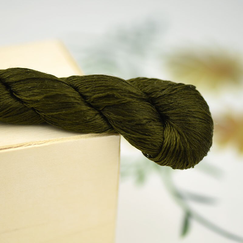 silk embroidery thread / 100% silk thread /hand embroidery embroider cross stitch/ Mould green/8 gradient color: 7