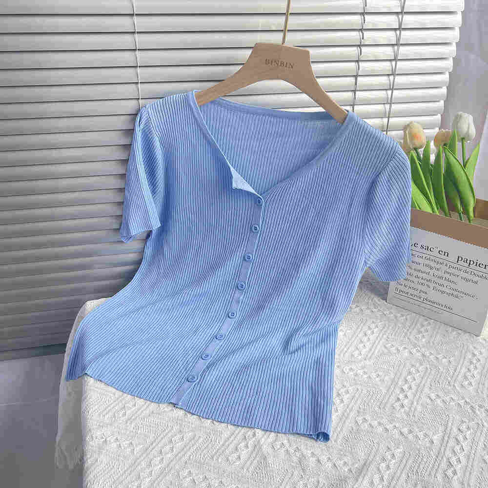 Sommar stickade t-shirts för kvinnor enfärgad v-ringad enkelknäppt kortärmad stickad topp avslappnad enkel damt-t-shirt