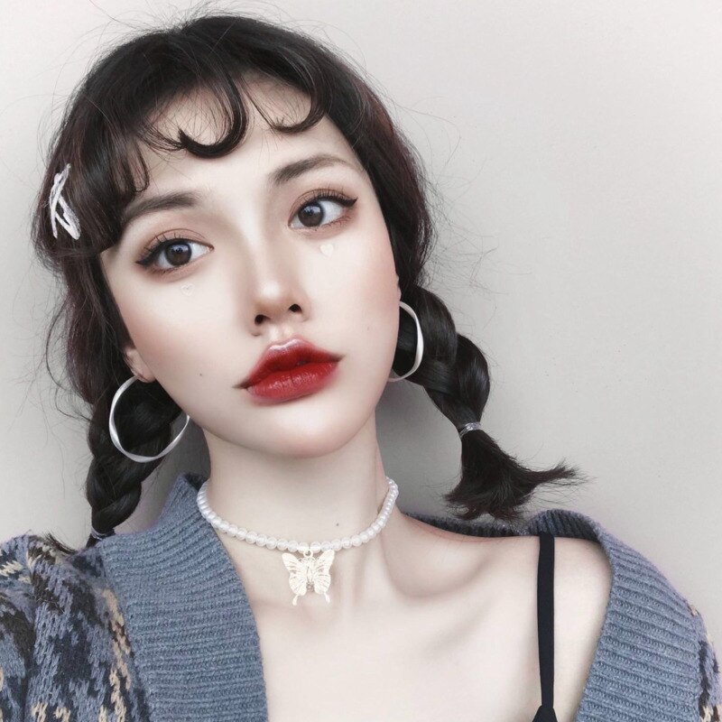 Kpop Goth Dell&#39;annata Della Perla del Metallo Del Pendente Della Farfalla In Rilievo Breve Collana Del Choker Per Le Donne Ragazze Egirl Gioielli di Modo Estetico