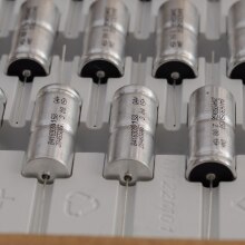 2pcs EPCOS B41693S 75V 1500UF axial capacitor