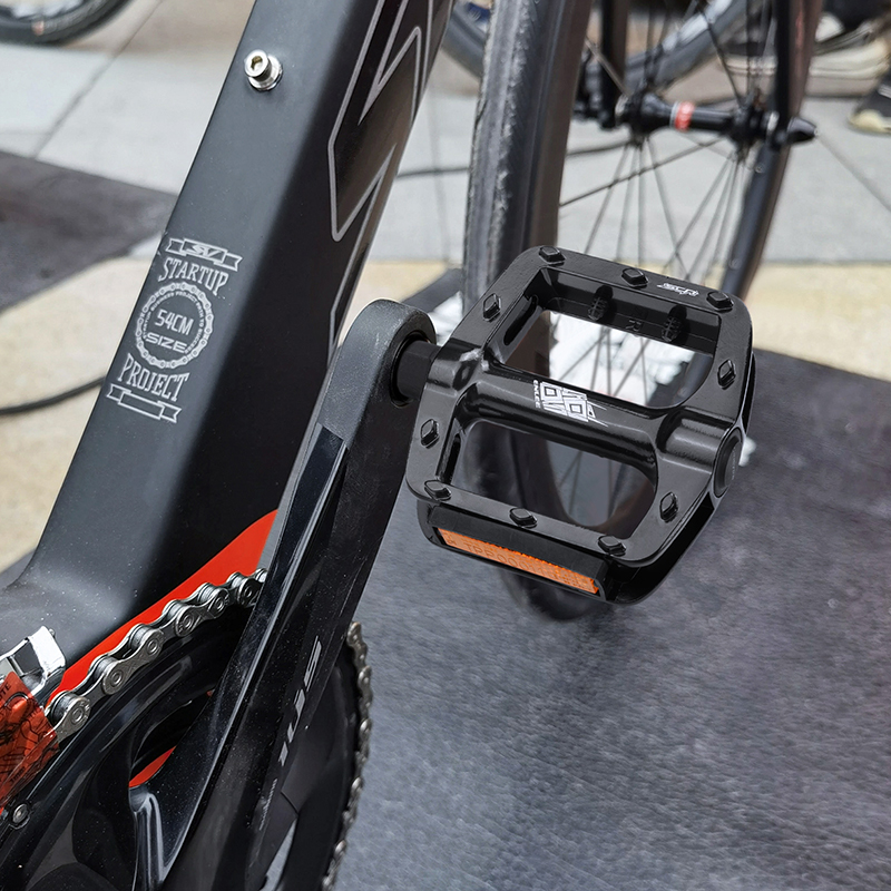 Pédale VTT plate ultra légère made in France | Vaillant Bike