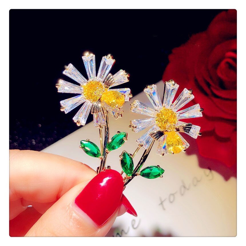 Broches Voor Vrouwen S925 Zonnebloem Bee Broche Pin Eenvoud Mooie Vest Sjaal Gesp Temperament Overjas Accessoires