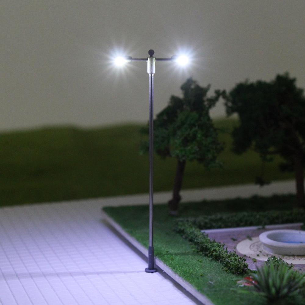 Puupaa 10 STKS Model Spoorweg Trein Lamp Post, 1: 50-1: 100 Schaal Straatverlichting Model, HO TT OO Schaal LEDs Meter, Model Outdoor Lamp Landschap Decoratie Lamp