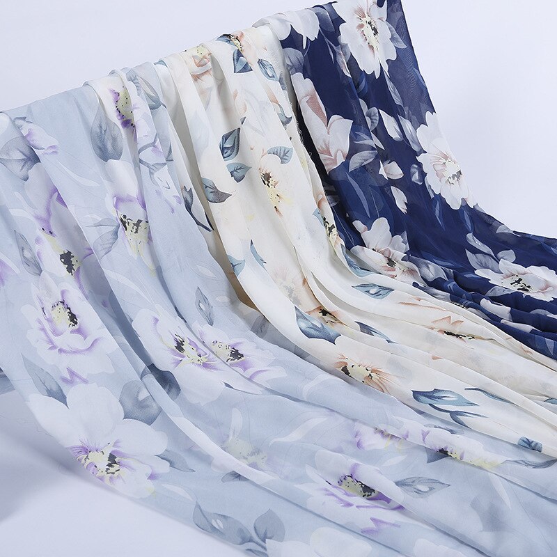 Blødblå blomsterprintet chiffon tylstof til kjole skjorte i meter, grå og hvid chiffon tyl stof