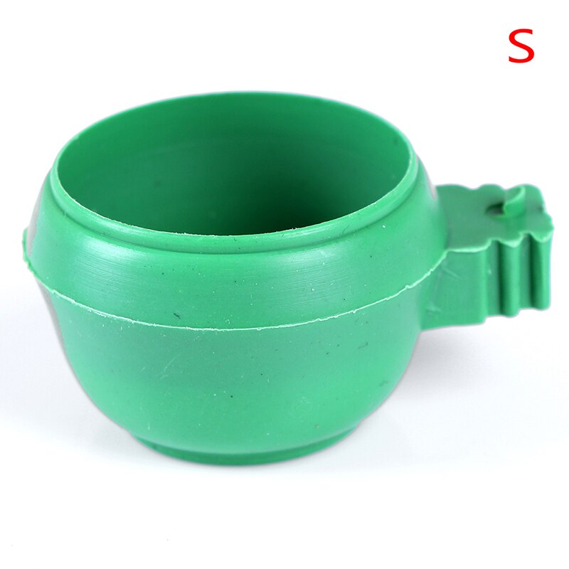 1pc 3 Sizes Green Plastic Parrot Mini Food Water Bowl Feeder Plastic Birds Pigeons Cage Sand Cup Feeding Tool Accessory