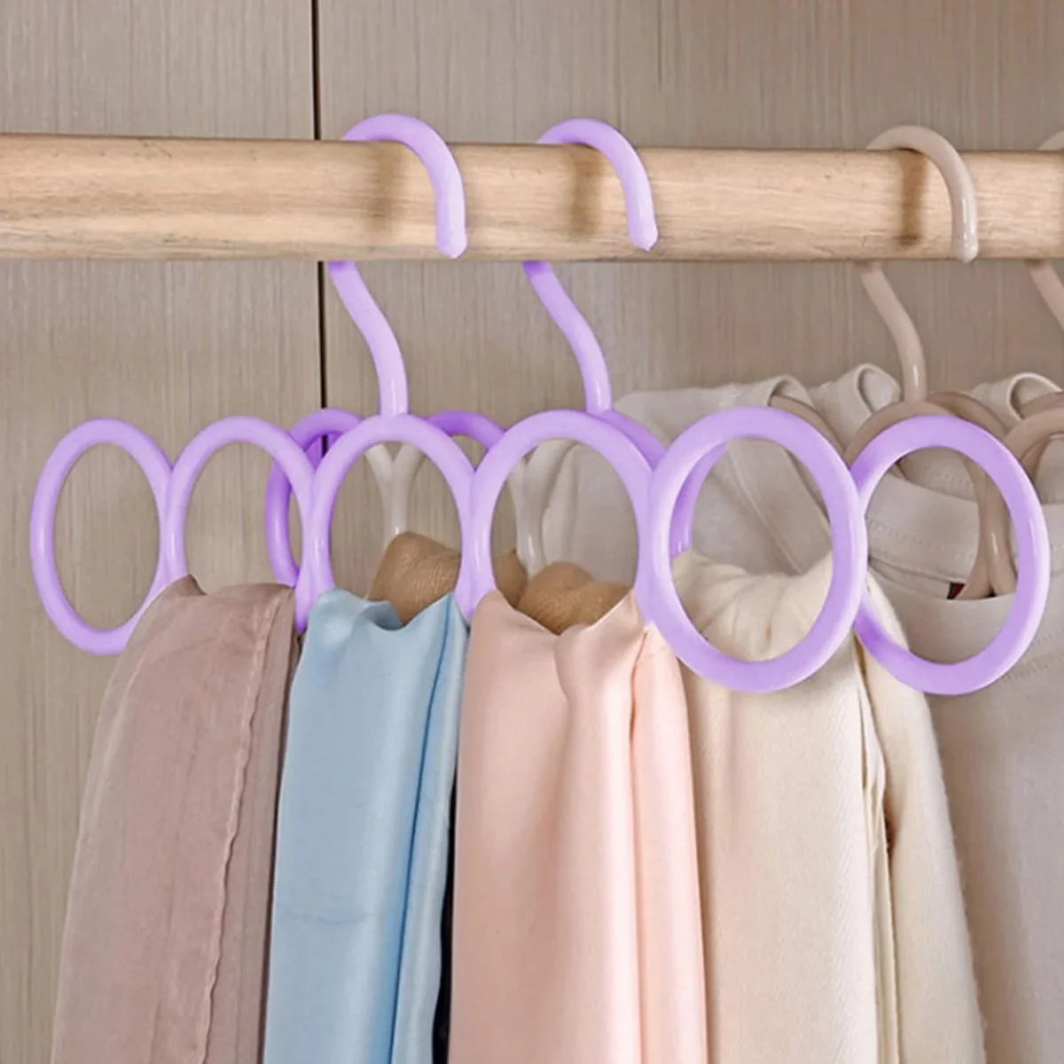 Colgador de pantalones de plástico sólido, colgador multifuncional para pantalones, colgador de almacenamiento de bufandas, 2 uds.: Morado