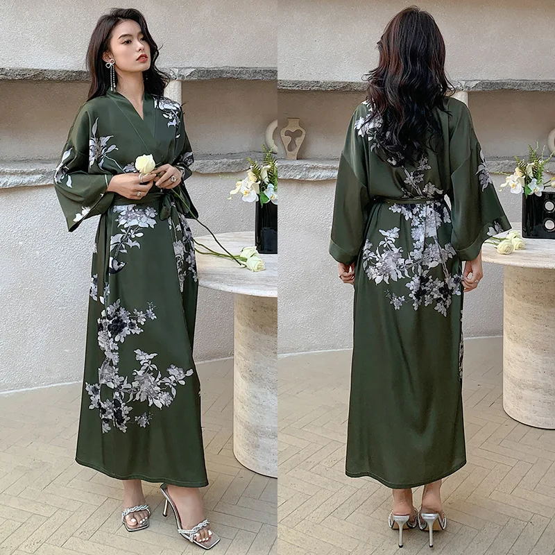 Peignoir kimono à manches mi-longues de style japonais pour femmes, robe longue femme, chemise de nuit, vêtements de nuit, satin imprimé fleuri, robe en span pour la maison: Fuchsia