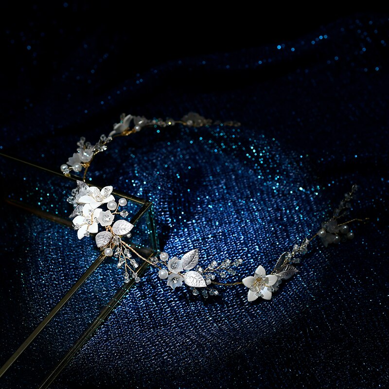 Delicate Bloemen Bruiloft Bruids Hoofdband Haar Wijnstok Bladgoud Hoofddeksel Hand Wired Vrouwen Haar Tiara Accessoires
