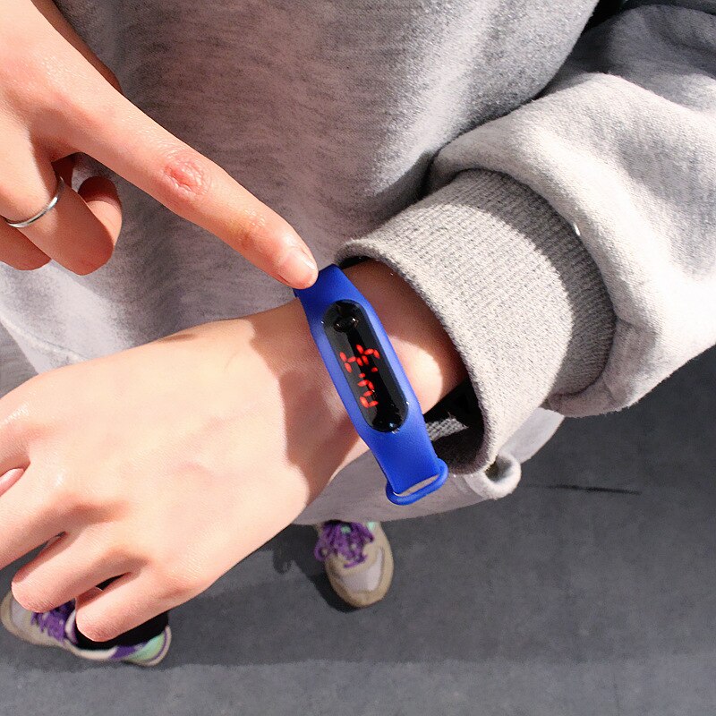 Candycat mini led armbandhorloge sporthorloge herenhorloge dameshorloge koppelhorloge kinderhorloge student elektronisch horloge: Donkerblauw